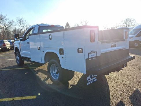 New 2026 Ford F350 XL w/ XL Chrome Package image 4