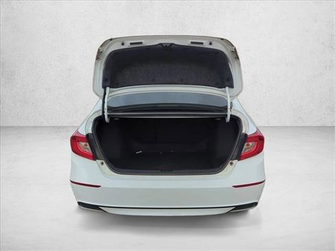 Used 2018 Honda Accord EX-L image 9