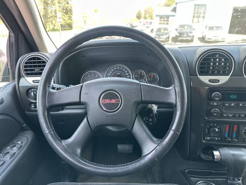 Used 2007 GMC Envoy SLE image 10