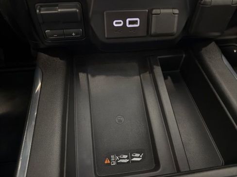 Used 2021 GMC Sierra 2500 AT4 image 31