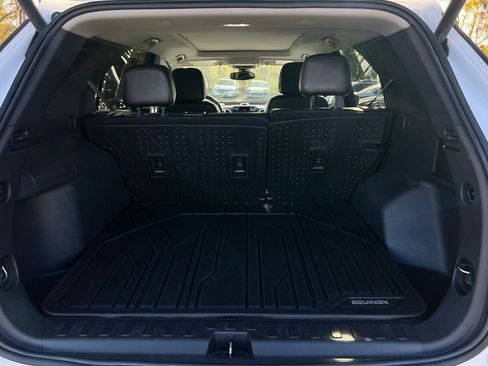 Used 2021 Chevrolet Equinox Premier image 33