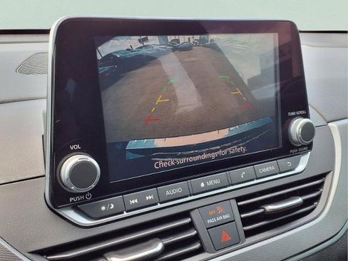 Certified 2023 Nissan Altima 2.5 SR FWD image 17
