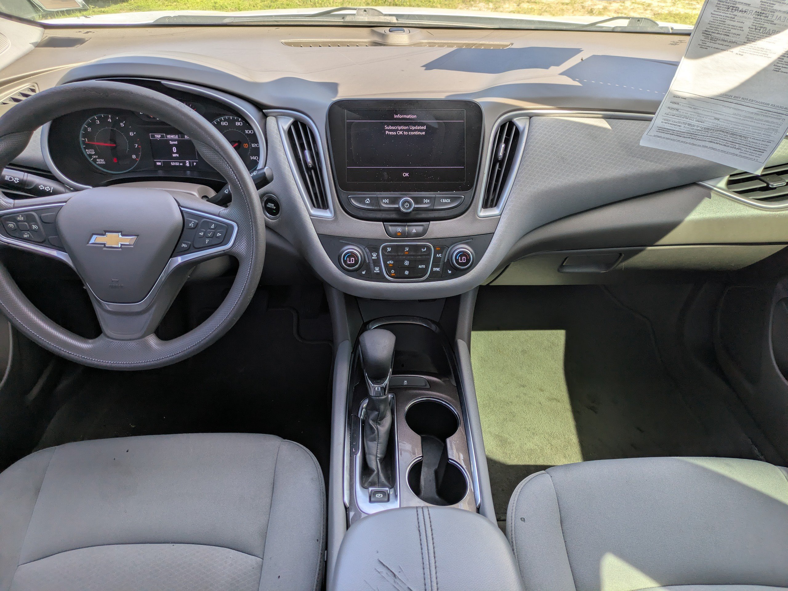 Used 2022 Chevrolet Malibu LT FWD image 14