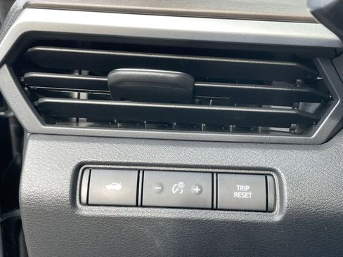 Used 2025 Nissan Altima 2.5 SV image 23