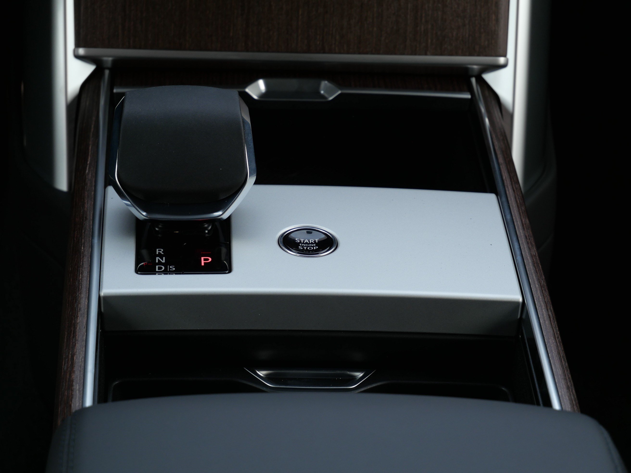 New 2026 Land Rover Range Rover SE AWD/4WD image 10