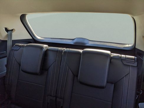 Used 2021 Volkswagen Atlas SE image 18