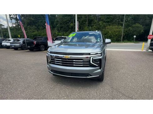 Used 2025 Chevrolet Tahoe LT w/ Comfort Package RWD image 7