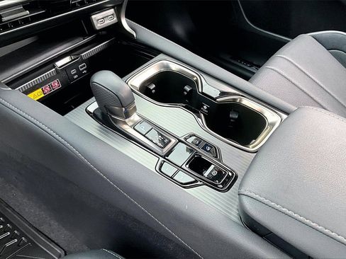 Used 2024 Lexus RX 350 Premium image 18