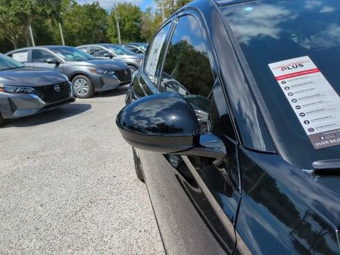 New 2025 Nissan Altima 2.5 SR image 11