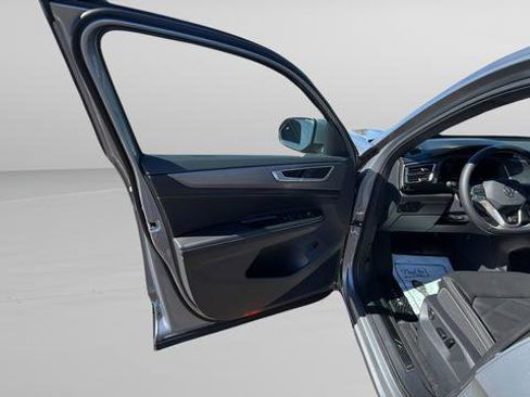 New 2026 Volkswagen Atlas Cross Sport SE AWD/4WD image 9