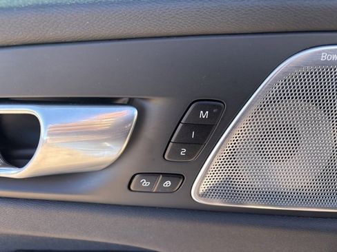 Used 2024 Volvo XC60 T8 Polestar image 22