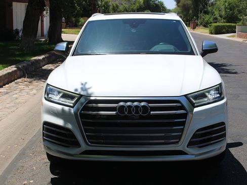 Used 2018 Audi SQ5 Prestige w/ Prestige Package AWD/4WD image 4