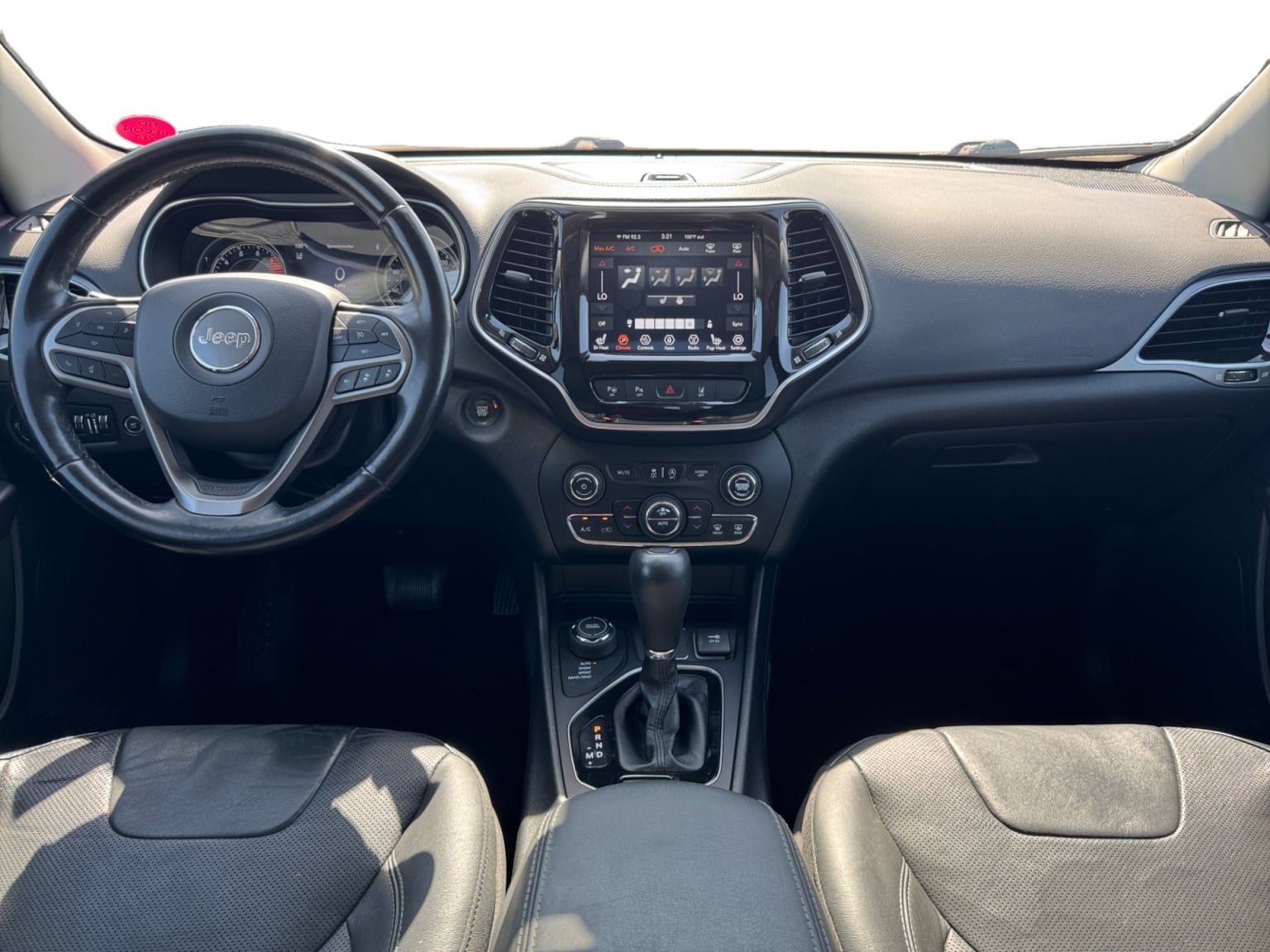 Used 2021 Jeep Cherokee Limited AWD/4WD image 12