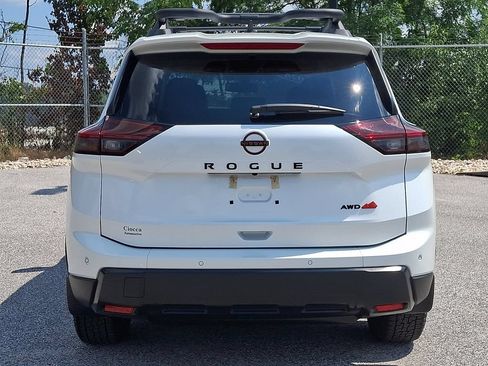 Used 2026 Nissan Rogue SV w/ Rock Creek Premium Package AWD/4WD image 8