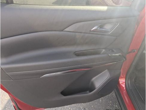 New 2026 Chevrolet Traverse LT w/ Driver Confidence Package image 10