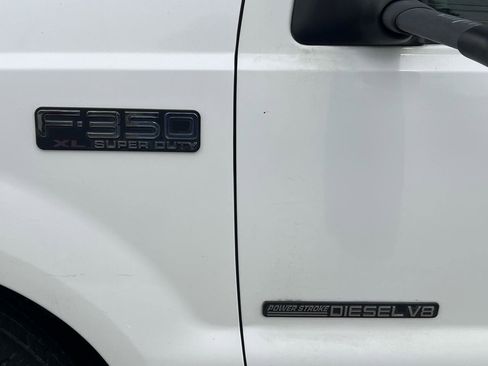Used 2001 Ford F350 XL RWD image 18