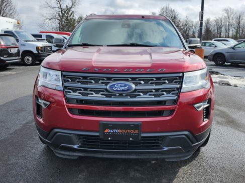 Used 2019 Ford Explorer XLT w/ Equipment Group 202A image 12