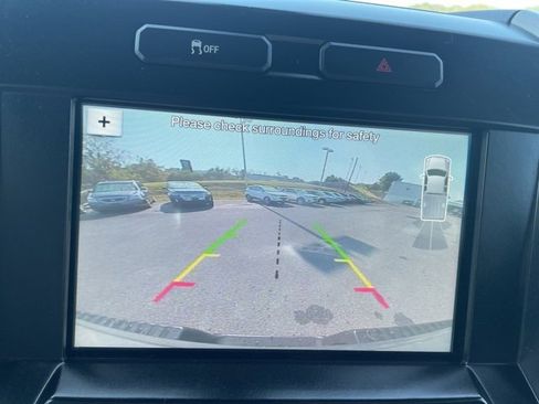 Used 2016 Ford F150 Platinum w/ Trailer Tow Package image 18