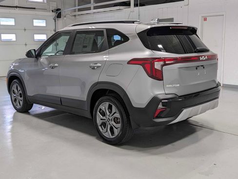 Used 2024 Kia Seltos S AWD/4WD image 7
