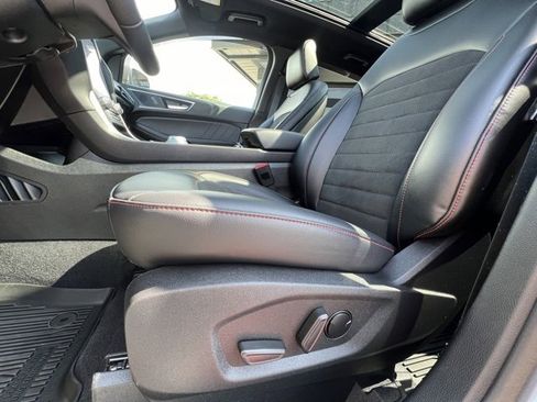 Used 2024 Ford Edge ST-Line image 8