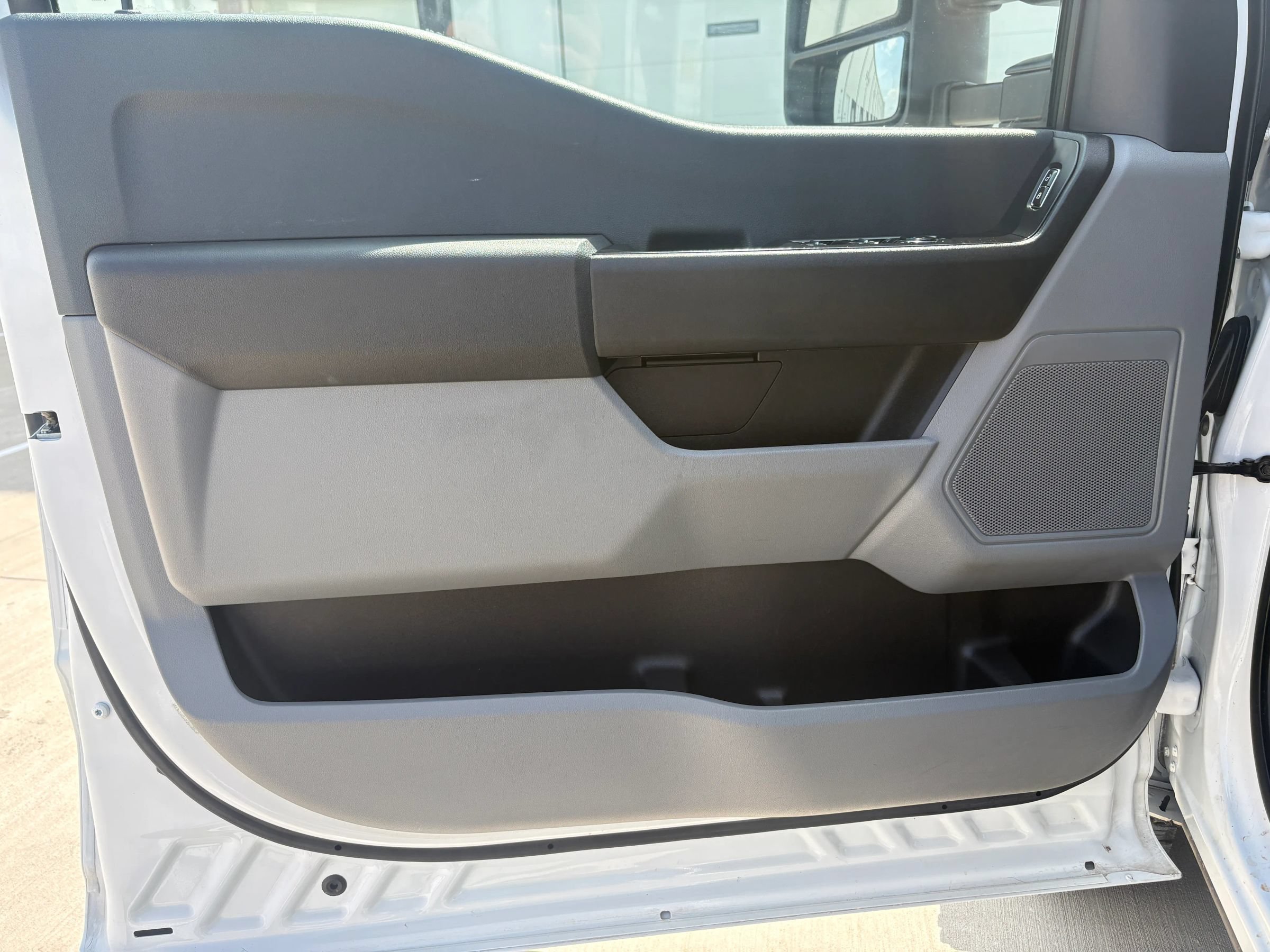 Used 2023 Ford F350 XL w/ 360-Degree Camera Package AWD/4WD image 19