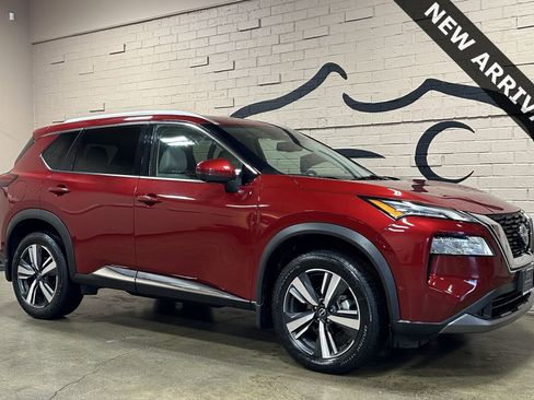 Used 2023 Nissan Rogue SL w/ SL Premium Package image 1