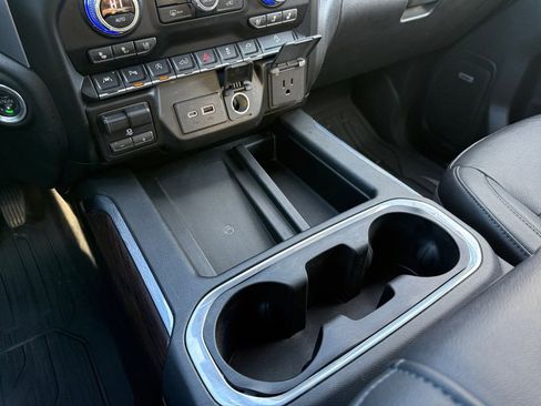 Used 2019 GMC Sierra 1500 SLT w/ SLT Premium Plus Package image 21