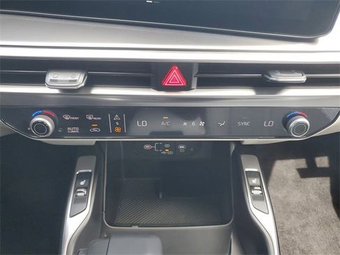 New 2026 Kia Sorento S image 40