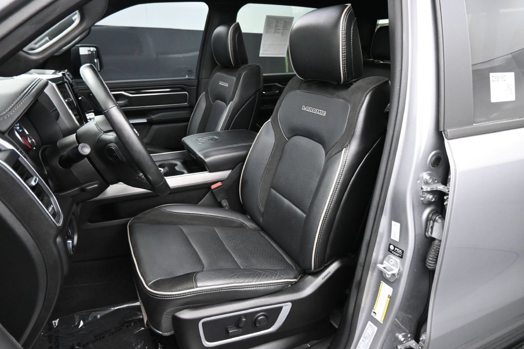 Used 2022 RAM 1500 Laramie AWD/4WD image 19