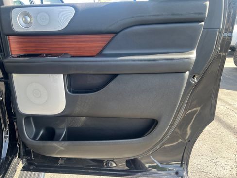 Used 2019 Lincoln Navigator L Reserve AWD/4WD image 74