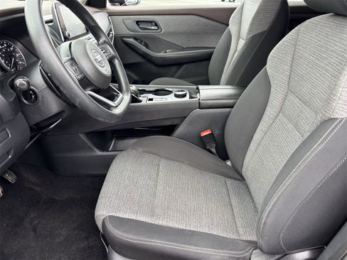 Used 2021 Nissan Rogue S image 20