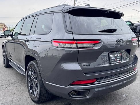 Used 2025 Jeep Grand Cherokee L Summit w/ Advanced Protech Group IV AWD/4WD image 5