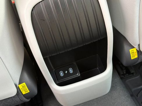 New 2026 Hyundai Kona SE image 15