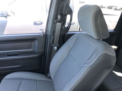 Used 2024 RAM 3500 Tradesman w/ Chrome Appearance Group image 22