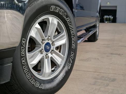 Used 2019 Ford F150 XLT AWD/4WD image 2