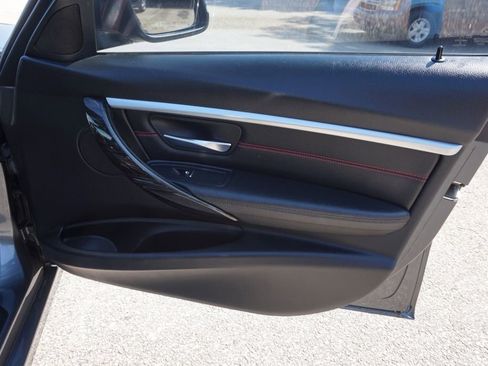 Used 2018 BMW 330i Sedan image 29