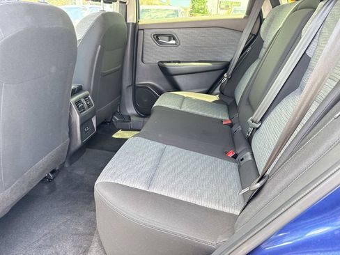 Certified 2023 Nissan Rogue SV FWD image 13