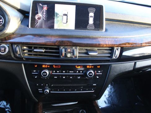 Used 2014 BMW X5 xDrive35d image 13