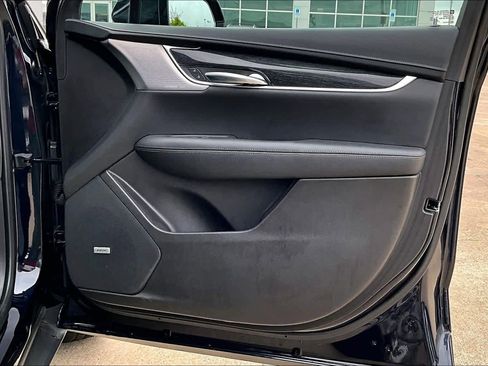 Used 2021 Cadillac XT5 Premium Luxury w/ LPO, Floor Liner Package image 23