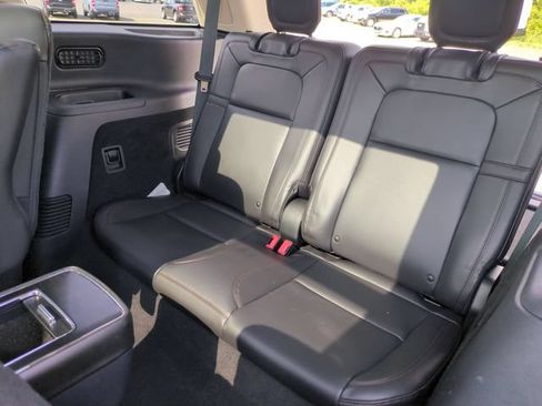 Used 2021 Lincoln Aviator Reserve w/ Equipment Group 202A AWD/4WD image 32