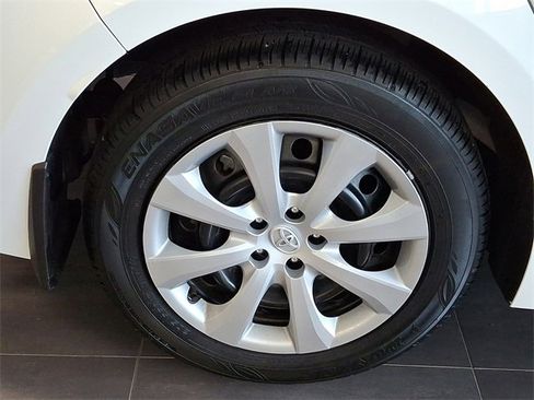 Used 2023 Toyota Corolla LE w/ Carpet Mat Package (TMS) image 10