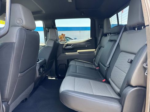 Used 2024 Chevrolet Silverado 1500 ZR2 w/ Technology Package image 19