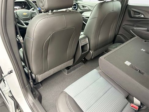 New 2026 Chevrolet Trax LT w/ Driver Confidence Package image 13