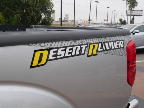 Used 2016 Nissan Frontier Desert Runner image 7