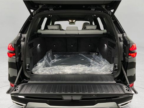New 2026 BMW X5 xDrive40i AWD/4WD image 8