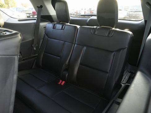 Used 2023 Ford Explorer XLT w/ Equipment Group 202A image 14