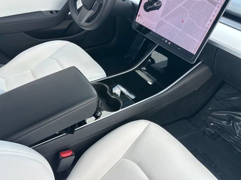 Used 2020 Tesla Model 3 RWD image 15