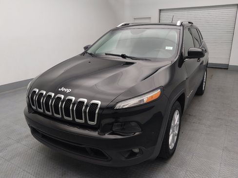 Used 2015 Jeep Cherokee Latitude FWD image 15
