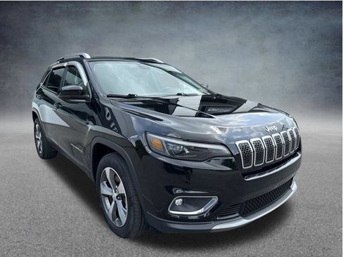 Used 2019 Jeep Cherokee Limited w/ Trailer Tow Group AWD/4WD image 7