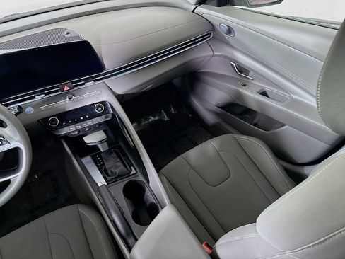 Certified 2024 Hyundai Elantra SEL FWD image 26